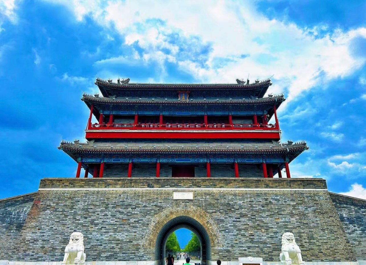 永定门：北京中轴线的起点