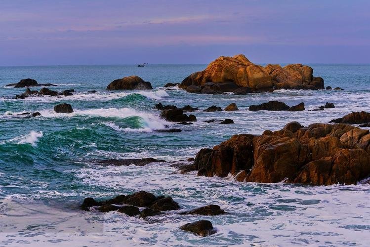 红塘湾🐚本地人赶海宝地｜无人沙滩日出