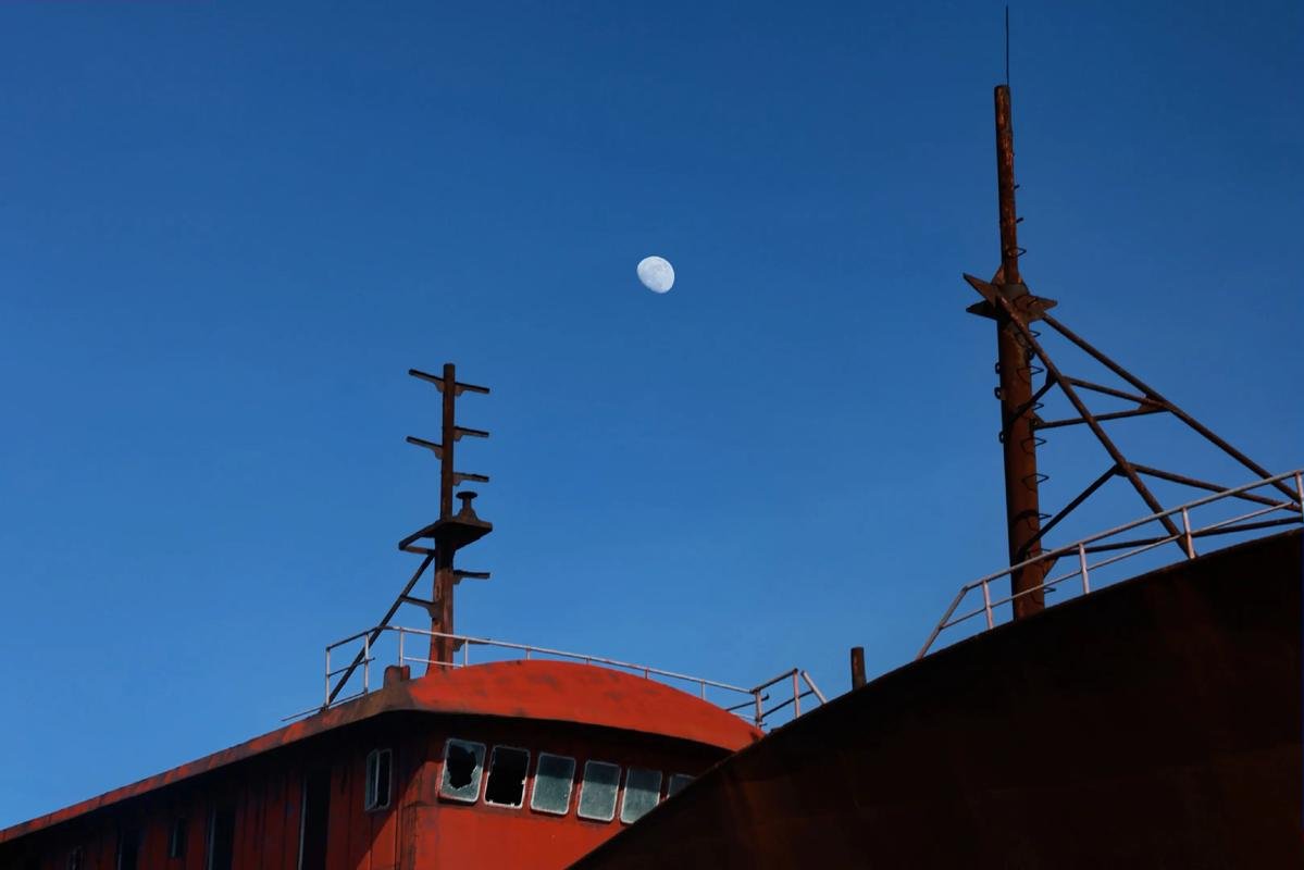 森江沅旧船厂⚓工业废墟风打卡｜明星杂志取景地