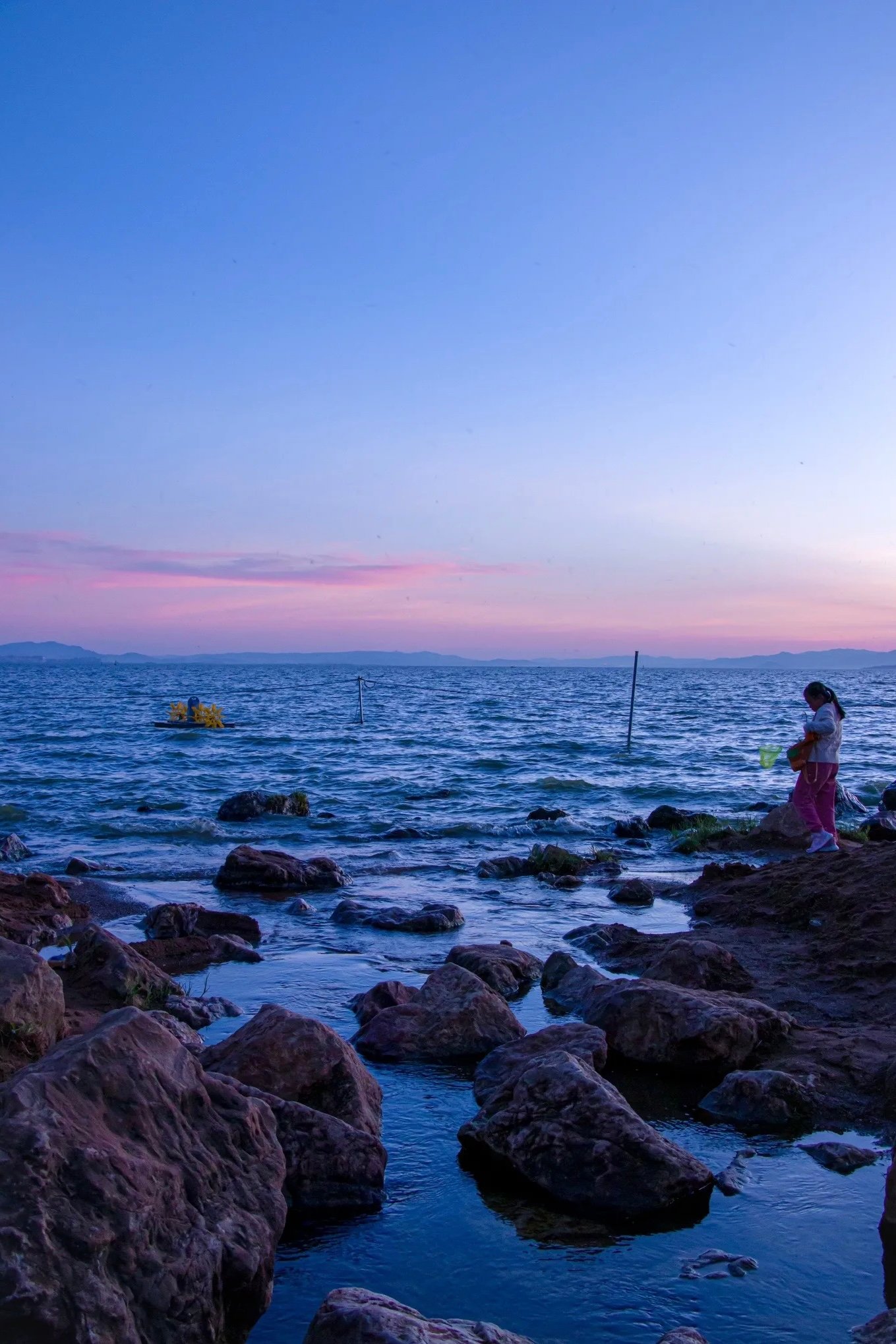 🌅 昆明也有"海边"了，这个湿地公园的日落真的绝了