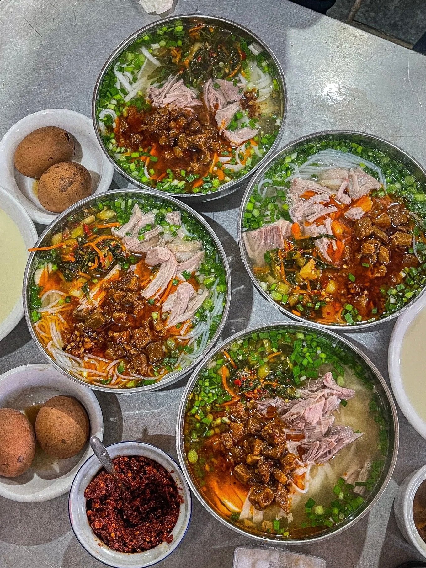 这碗耙肉饵丝！我连汤都喝光了，三天不吃就想得慌🍜