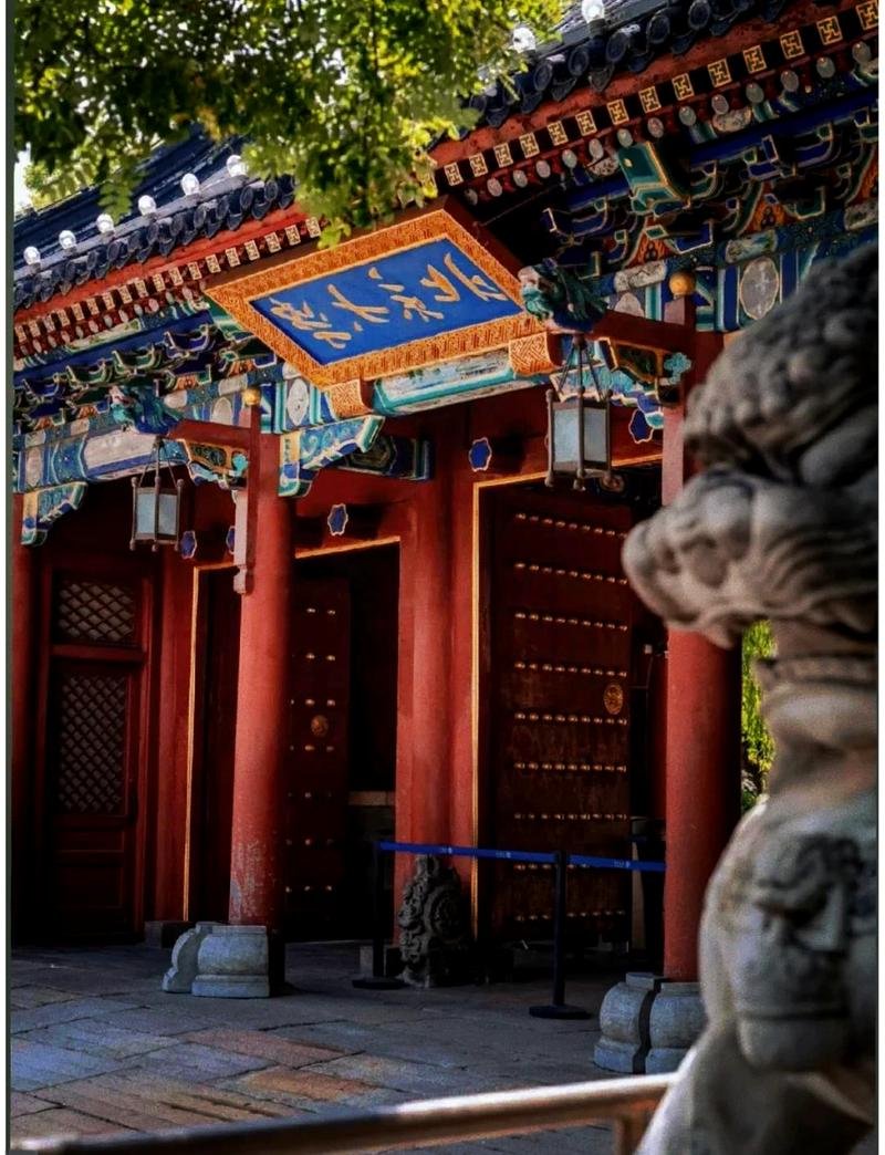北京大学西门（校友门）🚪｜朱漆宫门・皇家气派
