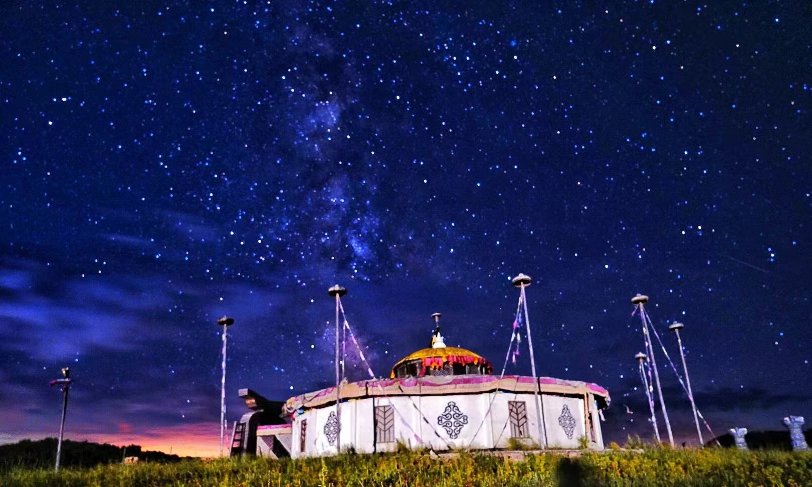 🌌乌兰布统之夜・草原狂欢盛典✨打铁花 + 篝火晚会