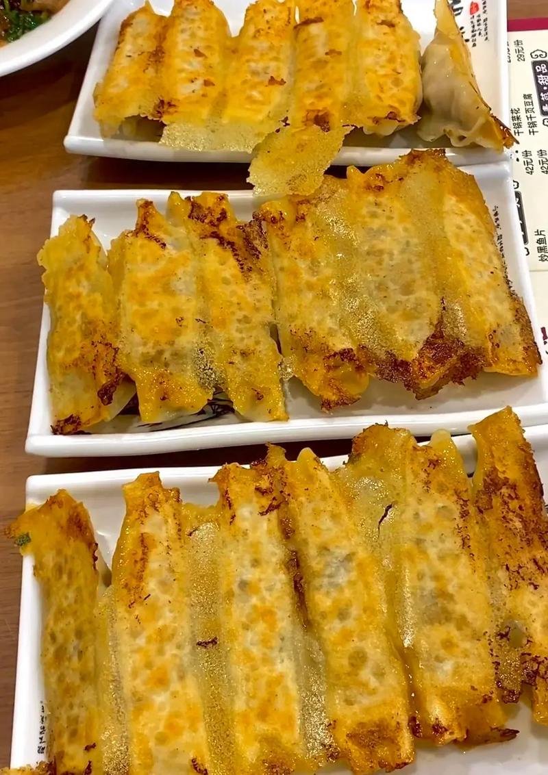 🫓济南锅贴｜金黄底脆多汁锅贴！老城夜宵人气王者