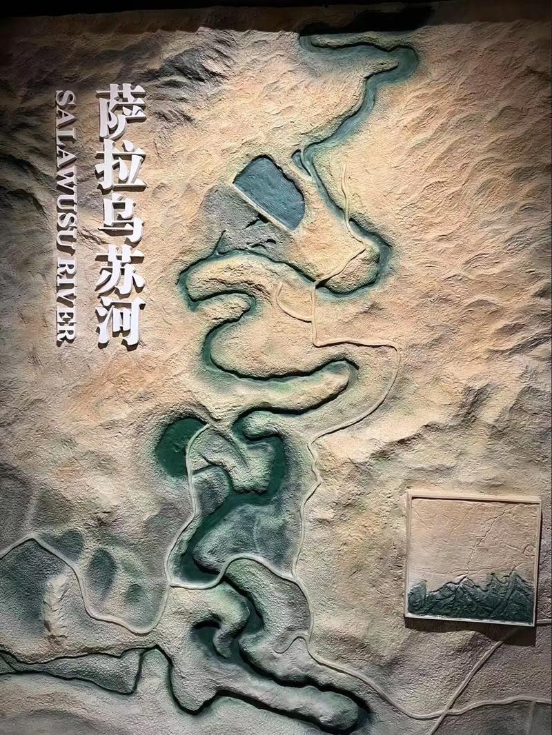 🌿萨拉乌苏沙漠大峡谷・小众秘境✨沙漠河流 + 胡杨