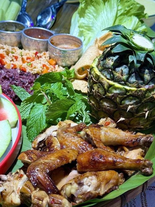 🐔 告庄旁岩香傣味芭蕉叶包蒸鸡｜软嫩傣家蒸鸡温润正餐